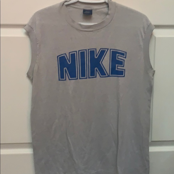 COPY - Vintage Nike Muscle Tank Top - Picture 2 of 3